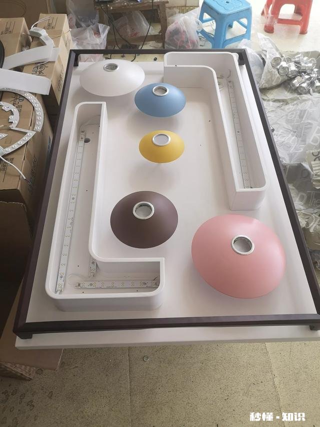 朋友们有哪位知道广东买灯饰去哪便宜