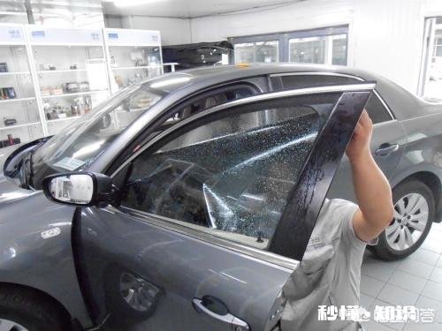 你觉得拆下车窗的玻璃贴膜可行吗为什么